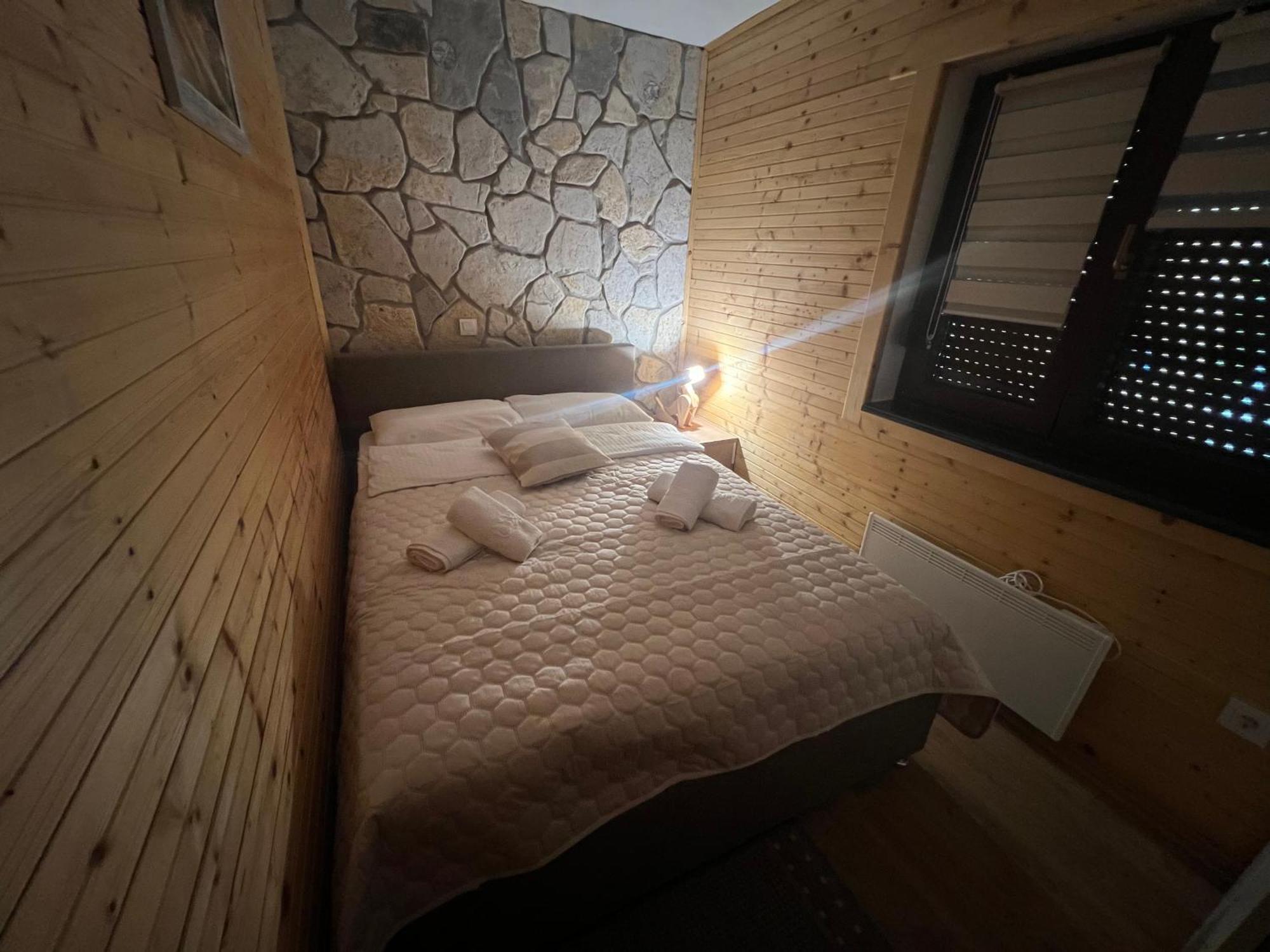 Apartment Zen Den